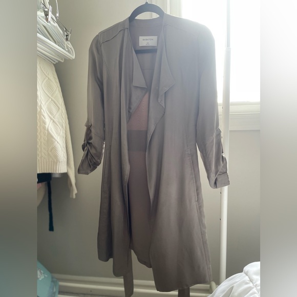 Aritzia Babaton Trench coat - Picture 12 of 12